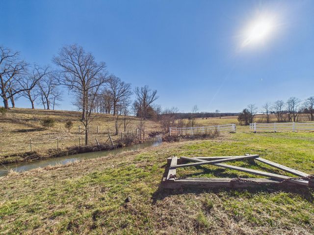 15434 Highway H, Cabool, MO 65689