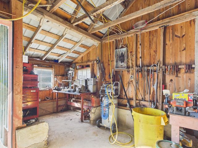 15434 Highway H, Cabool, MO 65689