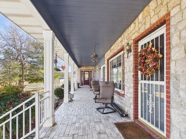 15434 Highway H, Cabool, MO 65689