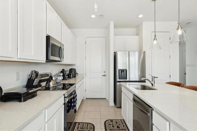 646 LONGBOAT DRIVE 646, Davenport, FL 33896