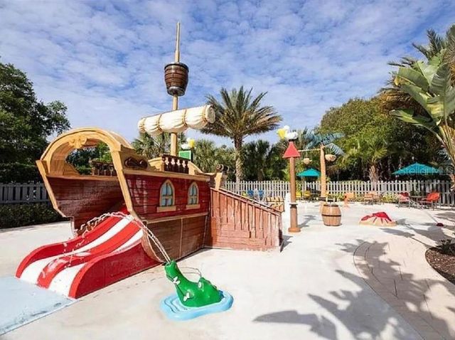 646 LONGBOAT DRIVE 646, Davenport, FL 33896