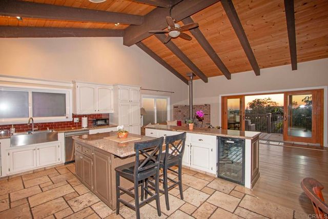 1330 Sugarbush Drive, Vista, CA 92084