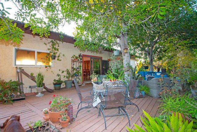 1330 Sugarbush Drive, Vista, CA 92084