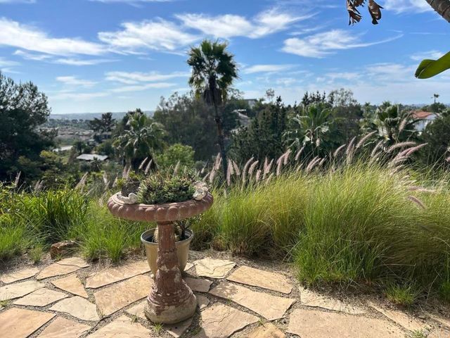 1330 Sugarbush Drive, Vista, CA 92084