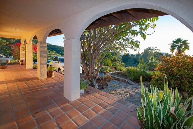 1330 Sugarbush Drive, Vista, CA 92084