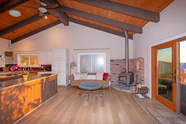 1330 Sugarbush Drive, Vista, CA 92084