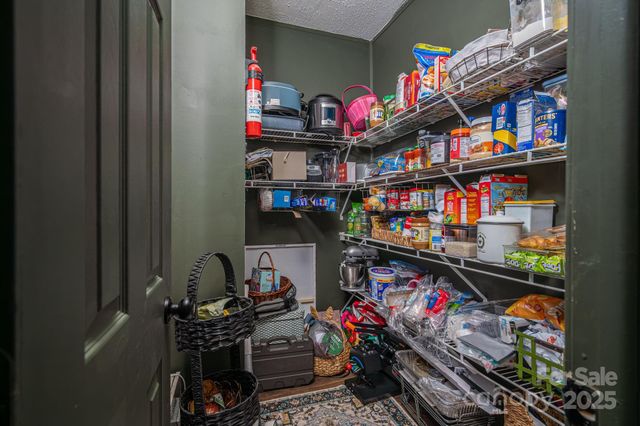 1575 Lewis Farm Road, Kings Mountain, NC 28086