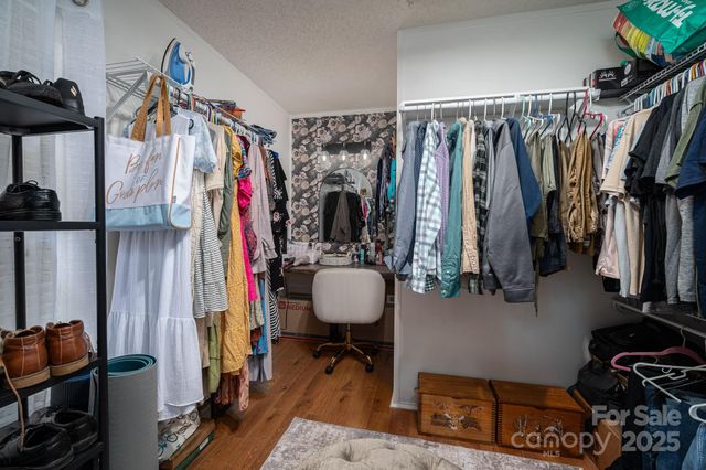 1575 Lewis Farm Road, Kings Mountain, NC 28086