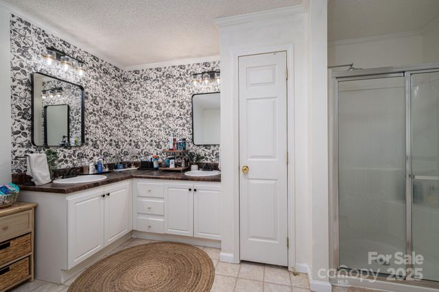 1575 Lewis Farm Road, Kings Mountain, NC 28086