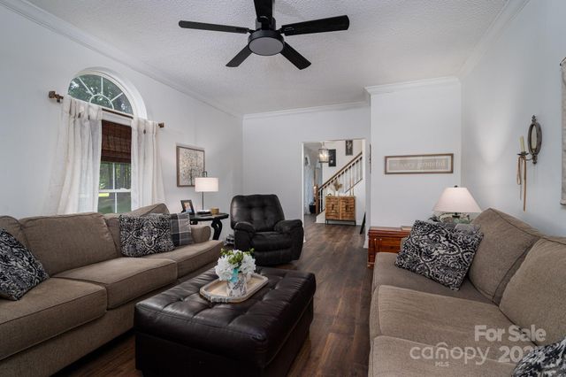 1575 Lewis Farm Road, Kings Mountain, NC 28086