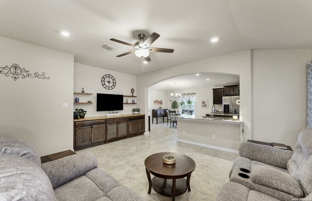 962 Pumpkin Ridge, New Braunfels, TX 78130