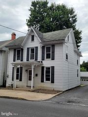 309 BURD ST, Shippensburg, PA 17257