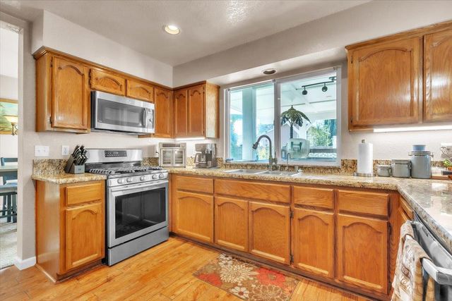 4138 Pearl Wood Way, Antelope, CA 95843