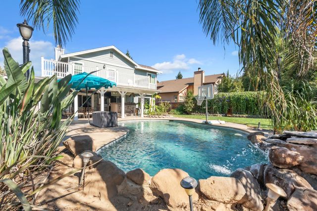 4138 Pearl Wood Way, Antelope, CA 95843