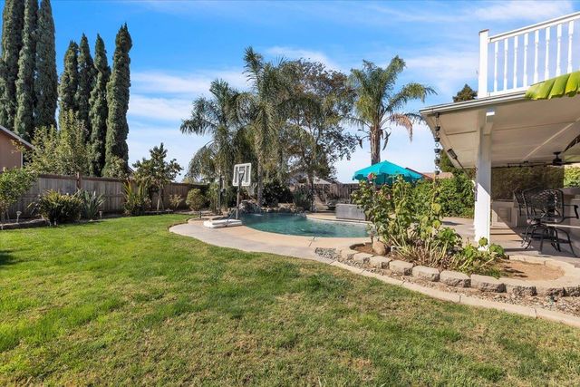 4138 Pearl Wood Way, Antelope, CA 95843