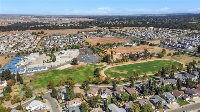 4138 Pearl Wood Way, Antelope, CA 95843