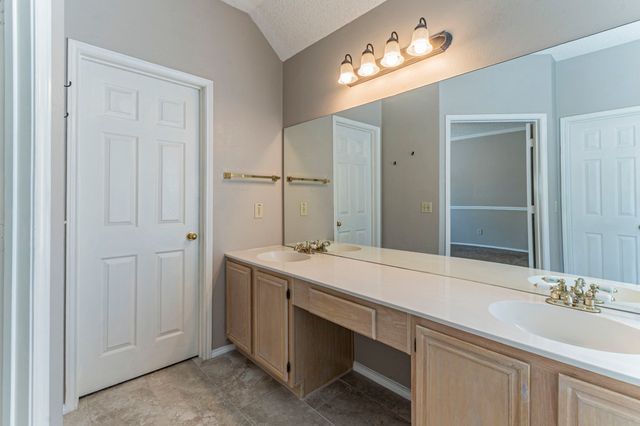 4500 Fargo Drive, Grand Prairie, TX 75052