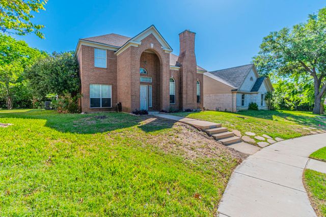 4500 Fargo Drive, Grand Prairie, TX 75052