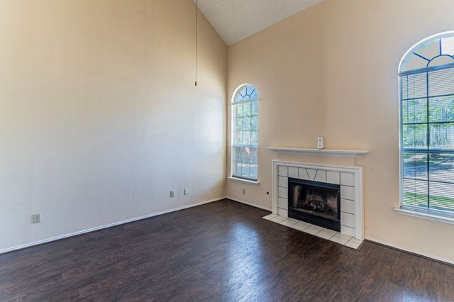 4500 Fargo Drive, Grand Prairie, TX 75052