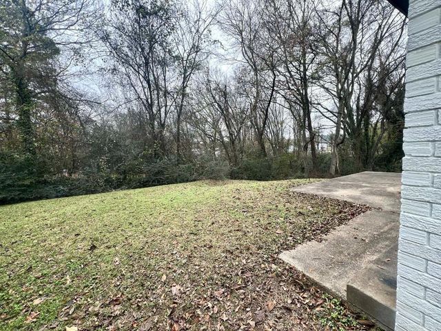 10 Woodbine Court, Little Rock, AR 72209