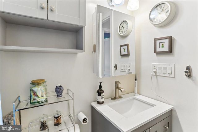 1504 CREST RD, Silver Spring, MD 20902