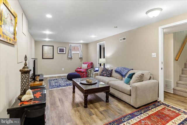 1504 CREST RD, Silver Spring, MD 20902