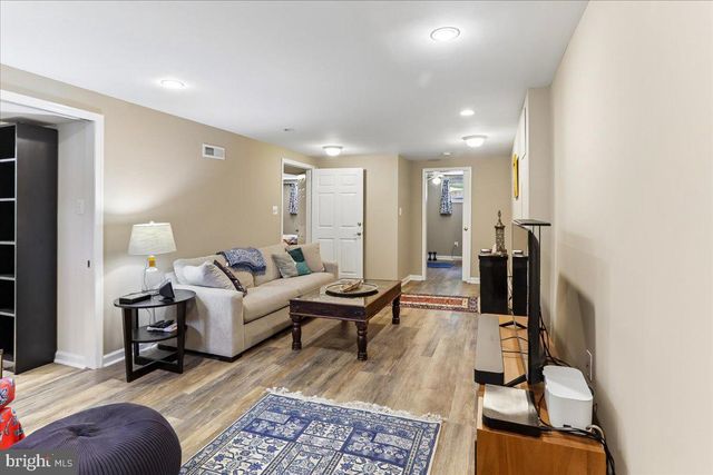 1504 CREST RD, Silver Spring, MD 20902