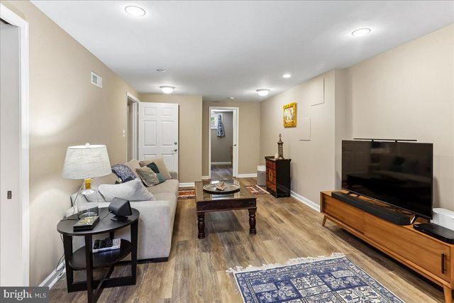 1504 CREST RD, Silver Spring, MD 20902
