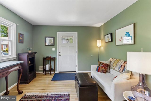 1504 CREST RD, Silver Spring, MD 20902