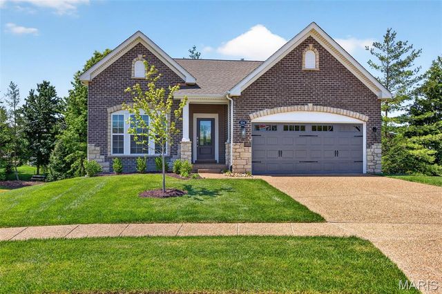 104 Quail Bluff Court, Wentzville, MO 63385