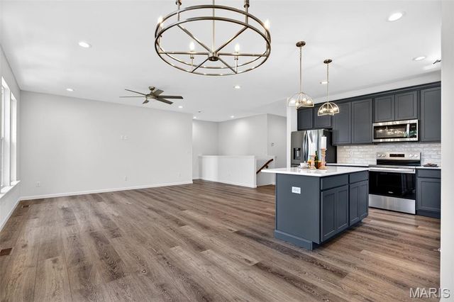 104 Quail Bluff Court, Wentzville, MO 63385