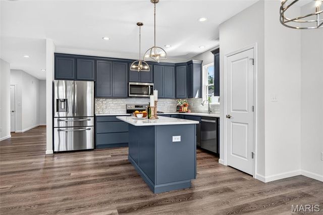 104 Quail Bluff Court, Wentzville, MO 63385