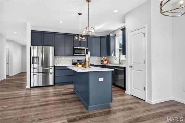 104 Quail Bluff Court, Wentzville, MO 63385
