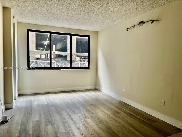 540 Brickell Key Drive 218, Miami, FL 33131