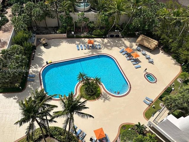 540 Brickell Key Drive 218, Miami, FL 33131