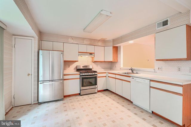 8321 CROOKED PINE CT, Gaithersburg, MD 20877