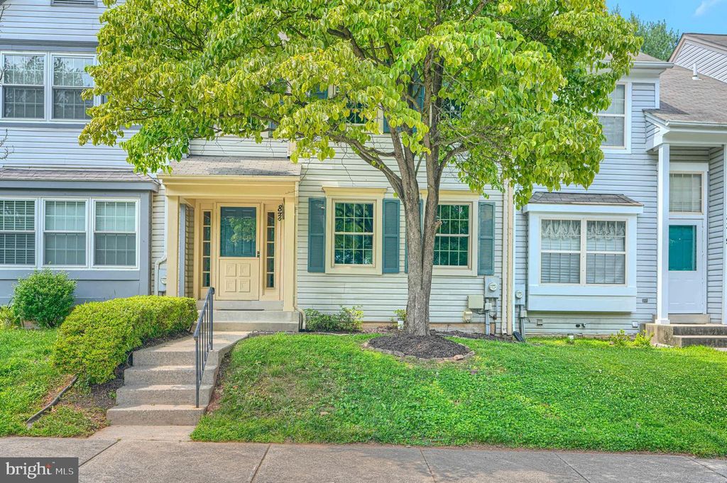 8321 CROOKED PINE CT, Gaithersburg, MD 20877
