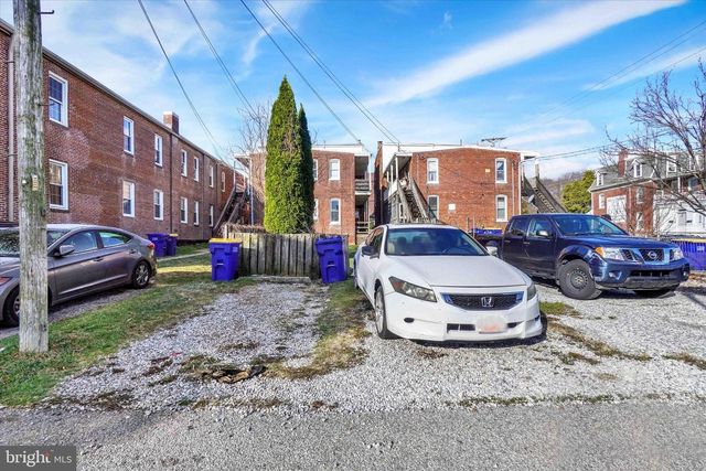 1323 N GEORGE ST, York, PA 17404