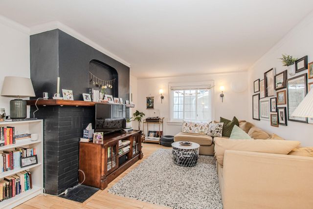 1324 Wells Street, Ann Arbor, MI 48104