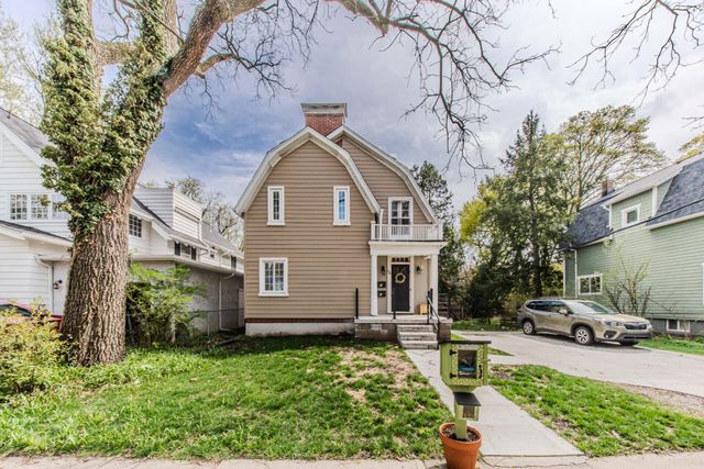 1324 Wells Street, Ann Arbor, MI 48104