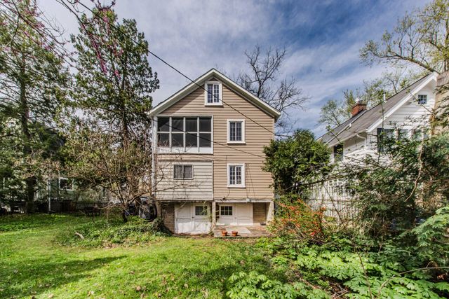 1324 Wells Street, Ann Arbor, MI 48104
