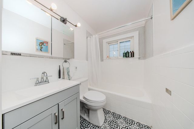 1324 Wells Street, Ann Arbor, MI 48104
