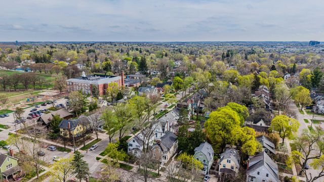 1324 Wells Street, Ann Arbor, MI 48104