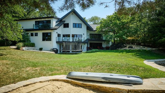 111 MURPHY LAKE Road, Park Ridge, IL 60068
