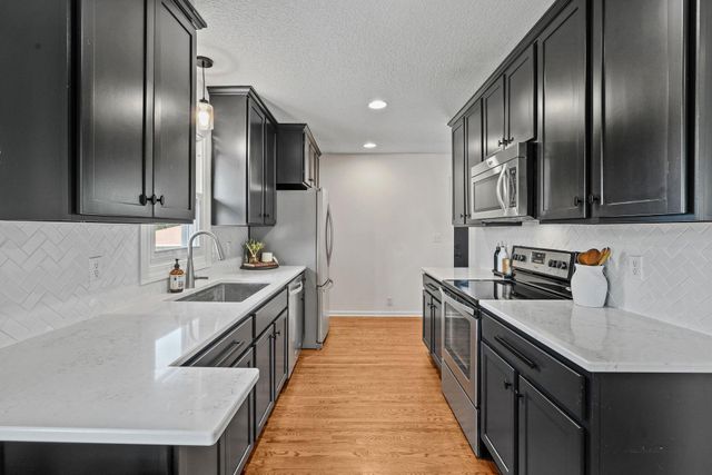 1644 Oregon Avenue S, Saint Louis Park, MN 55426