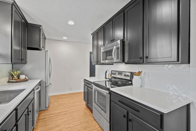 1644 Oregon Avenue S, Saint Louis Park, MN 55426