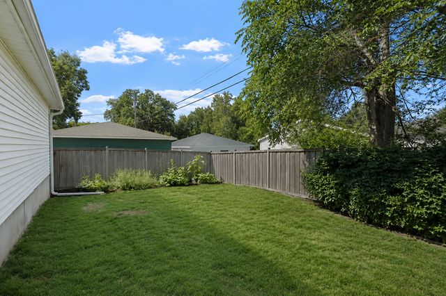 1644 Oregon Avenue S, Saint Louis Park, MN 55426