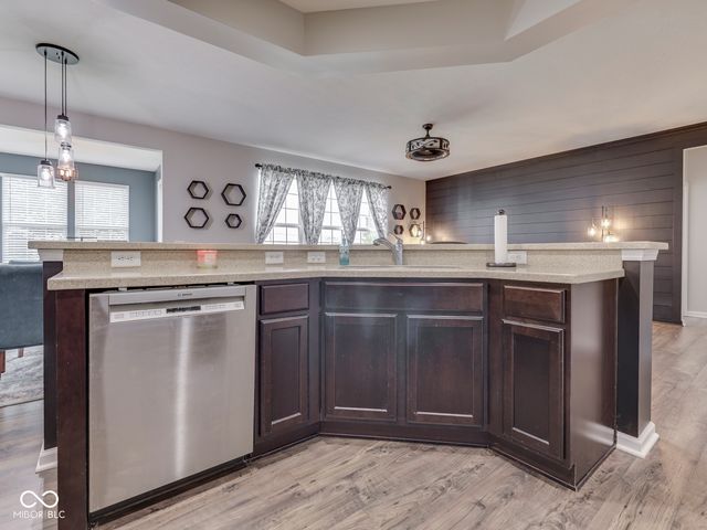 526 King Fisher Drive, Brownsburg, IN 46112
