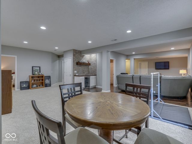 526 King Fisher Drive, Brownsburg, IN 46112