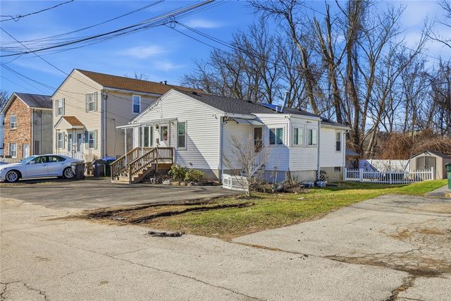 15 gage Street, Providence, RI 02909